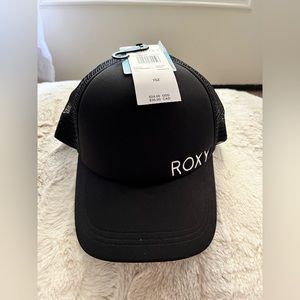 Womens Roxy trucker hat